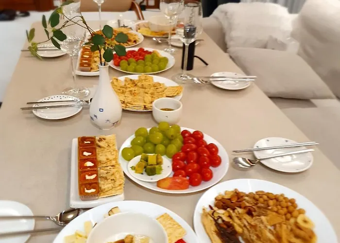 Apartment Skynest, Seoul, Luxury Rooftop Oasis, 3br, 3ba, Max 8 Guests, Free Pkg, Jamsil, Lotte World Tower View, 3 Is Available Only For Groups Of 7 Guests *
