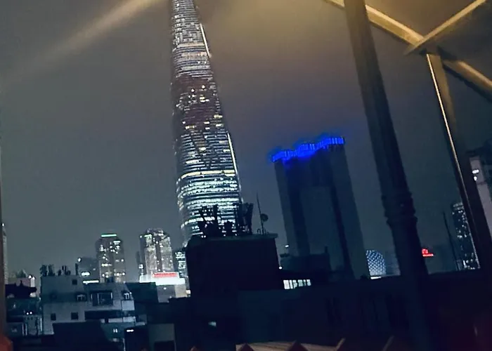 Skynest, Seoul, Luxury Rooftop Oasis, 3br, 3ba, Max 8 Guests, Free Pkg, Jamsil, Lotte World Tower View, 3 Is Available Only For Groups Of 7 Guests Seoul