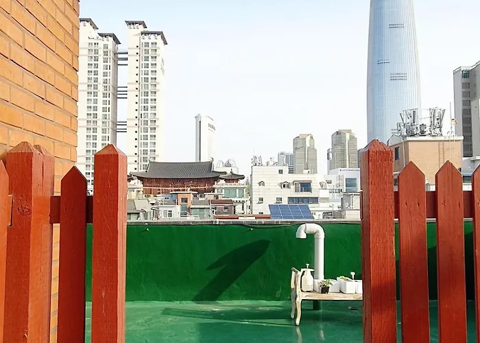 Apartment Skynest, Seoul, Luxury Rooftop Oasis, 3br, 3ba, Max 8 Guests, Free Pkg, Jamsil, Lotte World Tower View, 3 Is Available Only For Groups Of 7 Guests Seoul