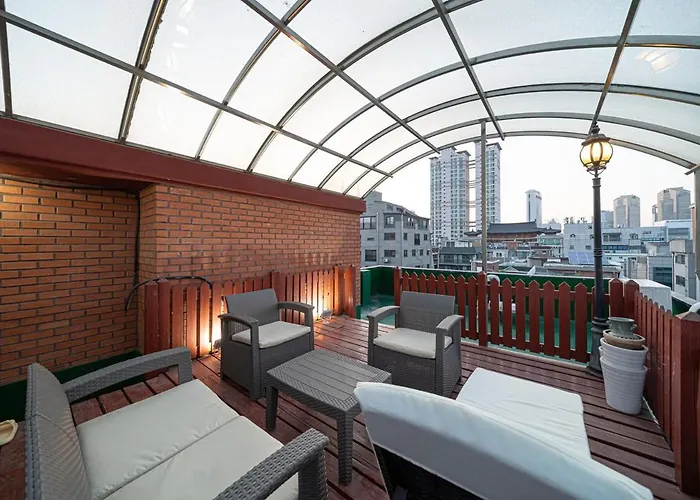 Skynest, Seoul, Luxury Rooftop Oasis, 3br, 3ba, Max 8 Guests, Free Pkg, Jamsil, Lotte World Tower View, 3 Is Available Only For Groups Of 7 Guests
