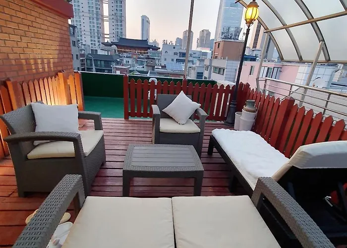 Apartment Skynest, Seoul, Luxury Rooftop Oasis, 3br, 3ba, Max 8 Guests, Free Pkg, Jamsil, Lotte World Tower View, 3 Is Available Only For Groups Of 7 Guests Seoul