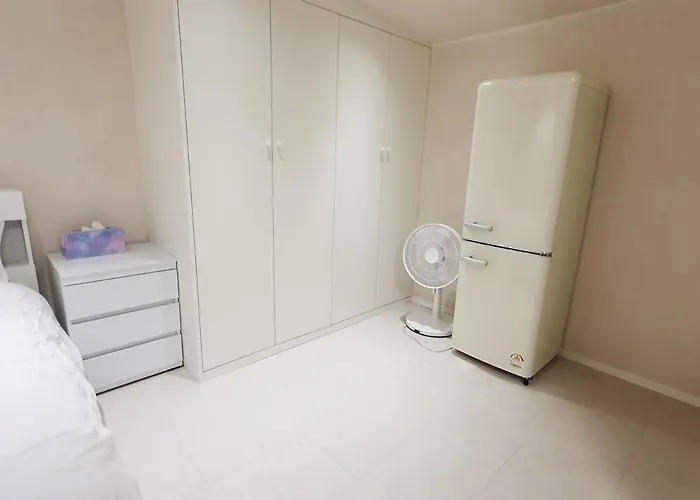 Skynest, Seoul, Luxury Rooftop Oasis, 3br, 3ba, Max 8 Guests, Free Pkg, Jamsil, Lotte World Tower View, 3 Is Available Only For Groups Of 7 Guests Apartment