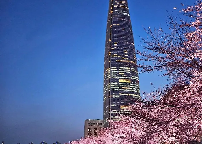Skynest, Seoul, Luxury Rooftop Oasis, 3br, 3ba, Max 8 Guests, Free Pkg, Jamsil, Lotte World Tower View, 3 Is Available Only For Groups Of 7 Guests Seoul